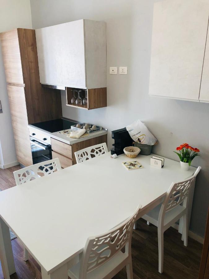 B&B Degli Artisti Suite เลชเช ภายนอก รูปภาพ