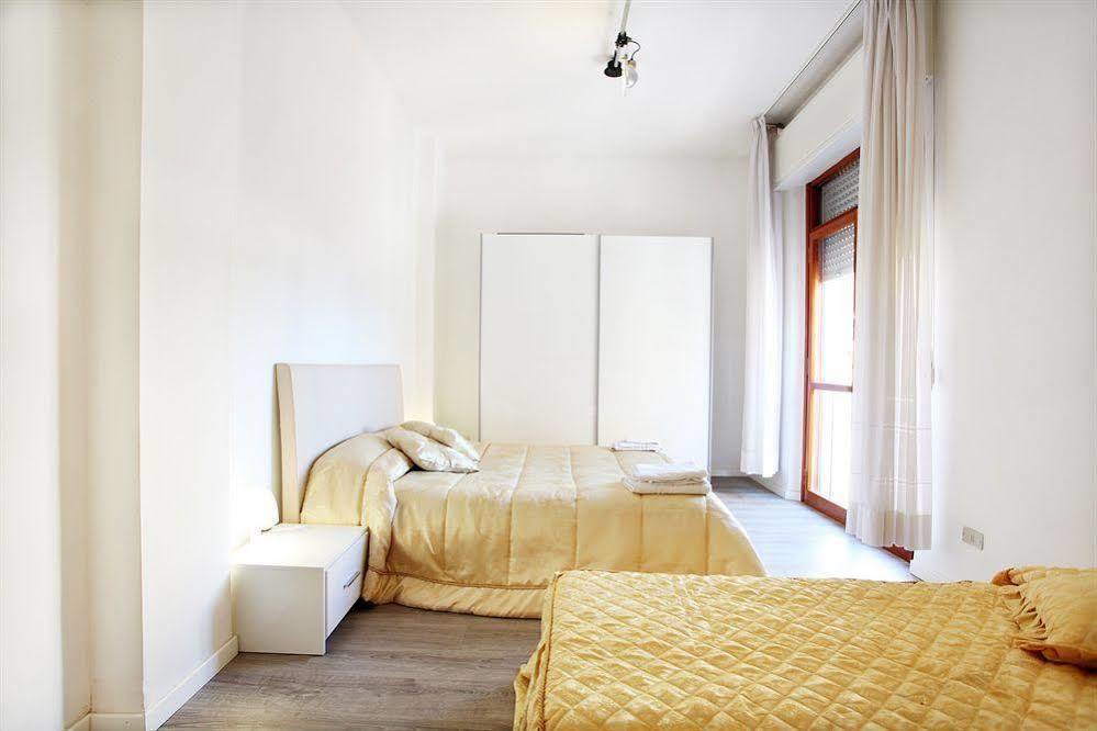 B&B Degli Artisti Suite เลชเช ภายนอก รูปภาพ